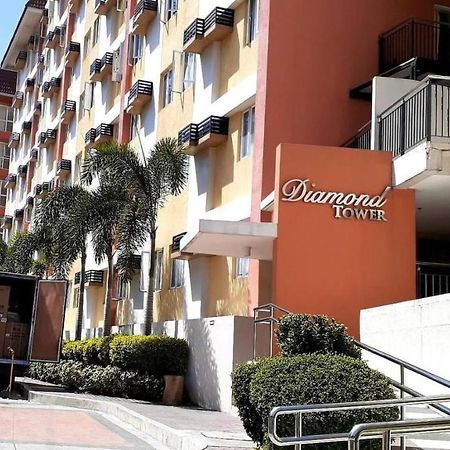 Lancris Residences 2 Bedroom Entire Apartment Near Airport With Pool Paranaque City Kültér fotó